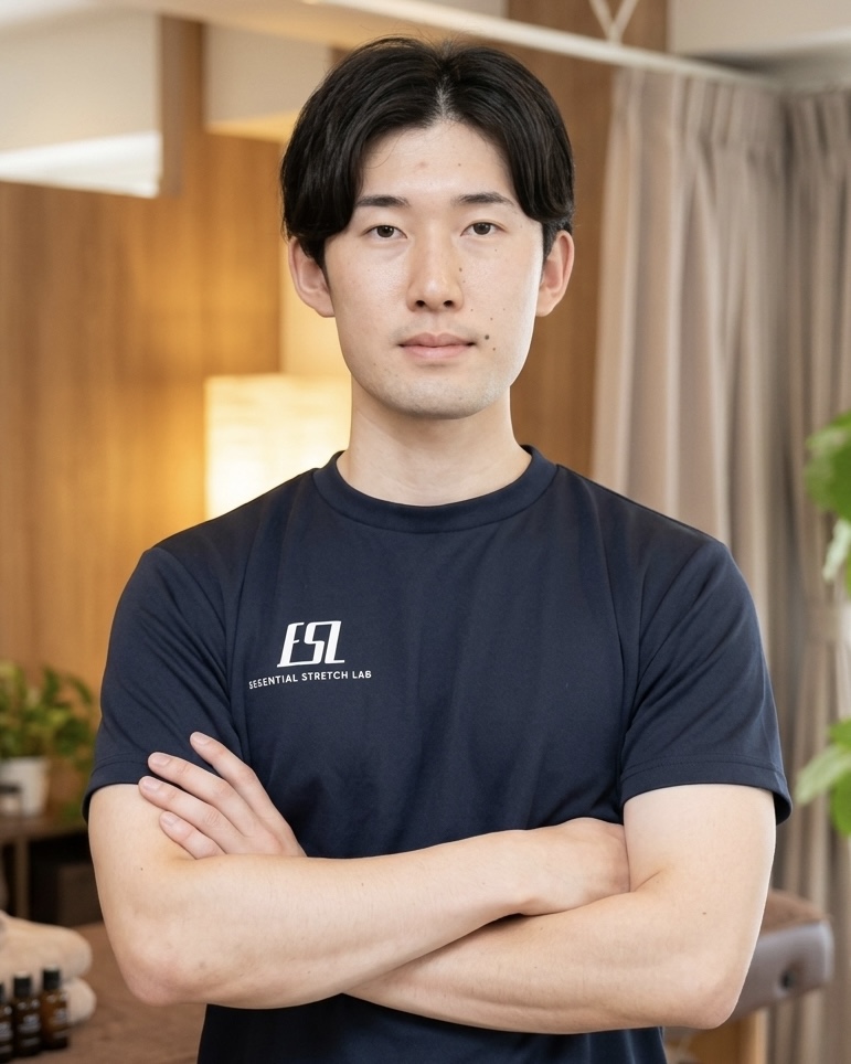 ESSENTIAL STRETCH LAB トレーナー KEISUKE