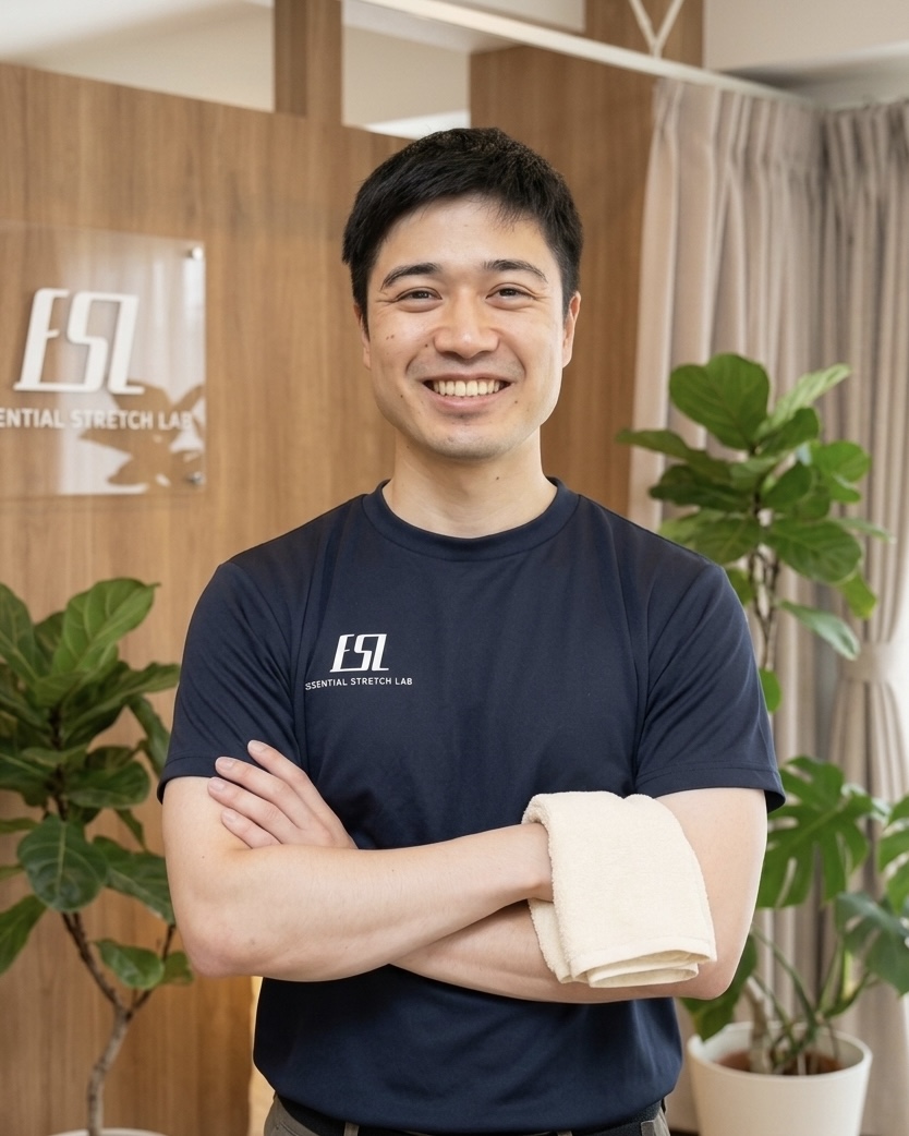 ESSENTIAL STRETCH LAB 理学療法士 N.MAKOTO